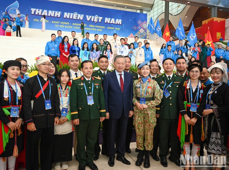 Tổng B&iacute; thư T&ocirc; L&acirc;m: Thanh ni&ecirc;n cần &quot;n&oacute;i &iacute;t l&agrave;m nhiều&quot;, &quot;việc đ&aacute;ng l&agrave;m phải quyết l&agrave;m bằng được&quot; ảnh 7