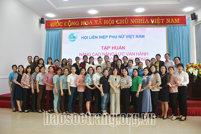 Tập huấn nâng cao năng lực truyền thông cộng đồng cho cán bộ hội phụ nữ cấp tỉnh và huyện