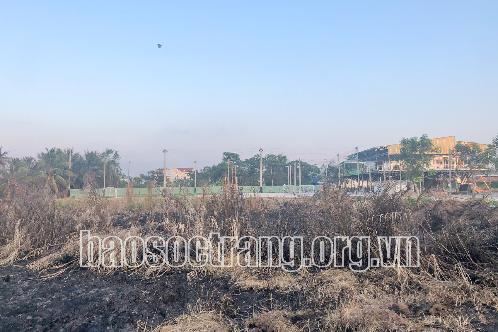 Nguy cơ xảy ra cháy từ việc đốt rác tự phát vào mùa nắng nóng