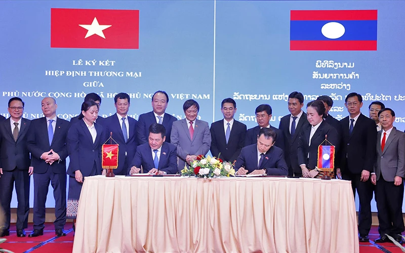 Quan hệ Việt Nam-Lào ngày càng sâu sắc và hiệu quả