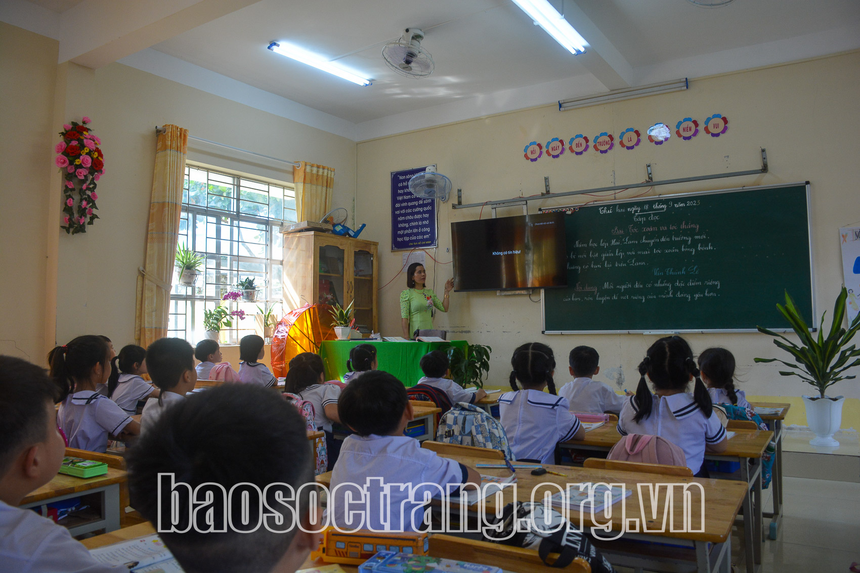 Các hoạt động dạy và học đi vào nề nếp