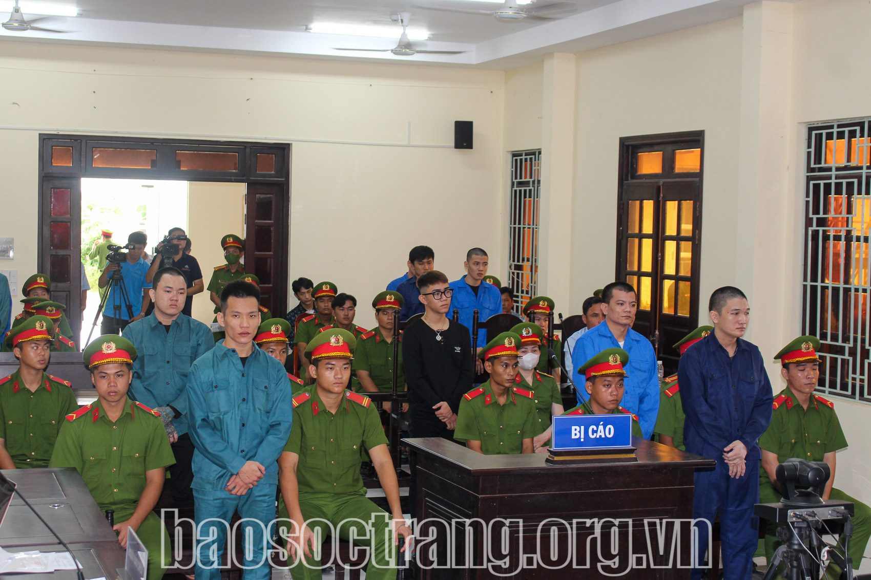 Bản án nghiêm khắc dành cho các đối tượng gây rối trật tự công cộng tại trụ sở Công an xã Ngọc Tố