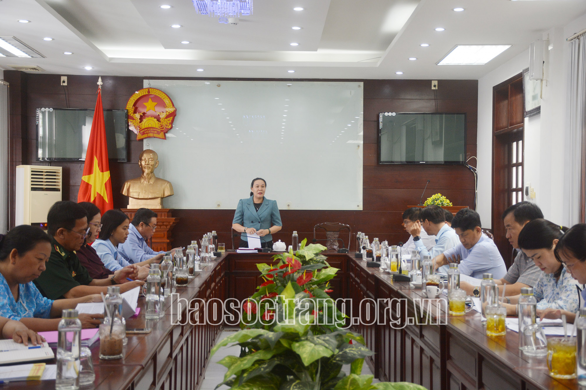 Thẩm tra văn bản thuộc lĩnh vực văn hóa, xã hội trình tại kỳ họp thứ 18 HĐND tỉnh Sóc Trăng khóa X