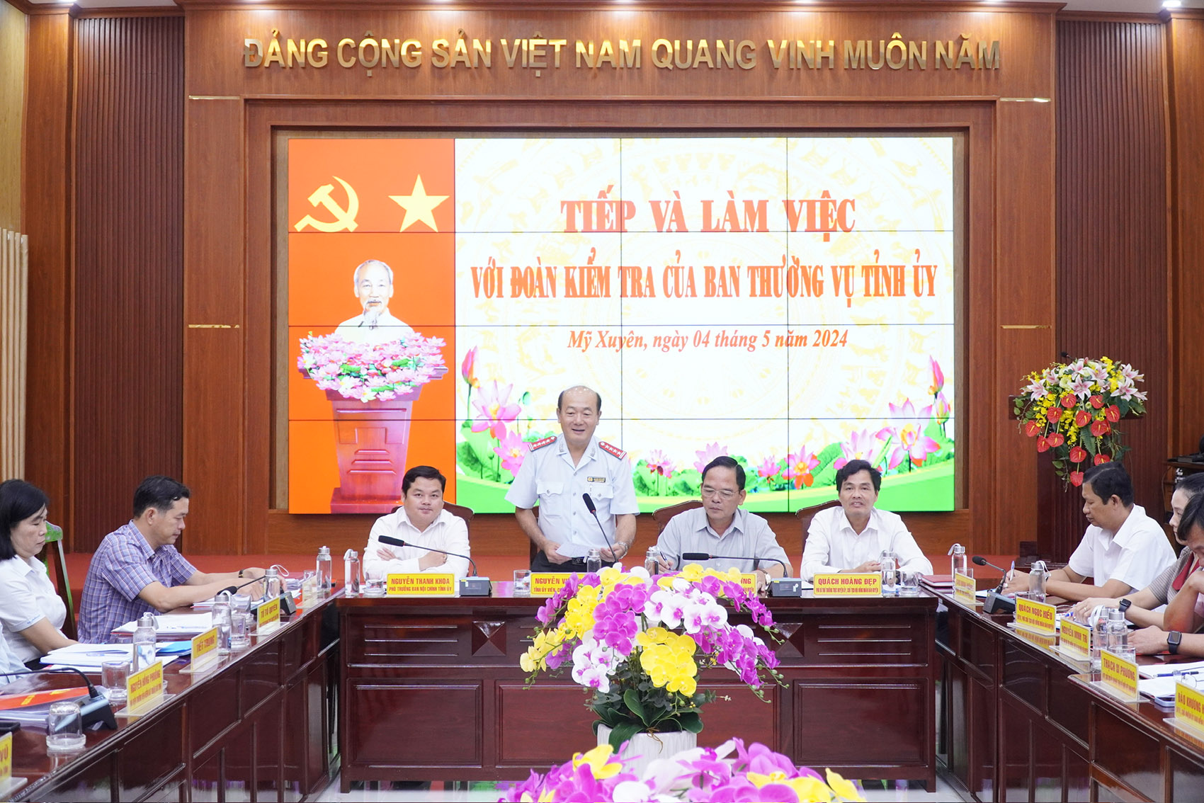 Tăng cường sự lãnh đạo của Đảng đối với công tác tiếp công dân và giải quyết khiếu nại, tố cáo