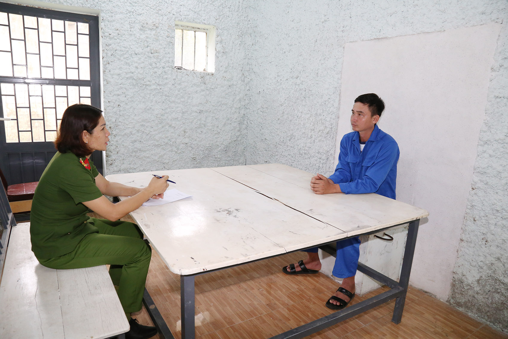 Mâu thuẫn tình cảm, phóng hỏa đốt nhà người tình