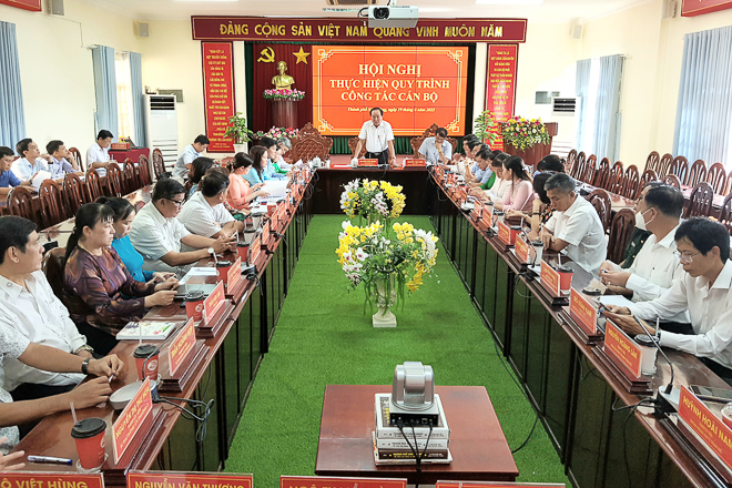 Thành ủy Sóc Trăng thực hiện quy trình giới thiệu nhân sự chức danh Chủ tịch HĐND thành phố