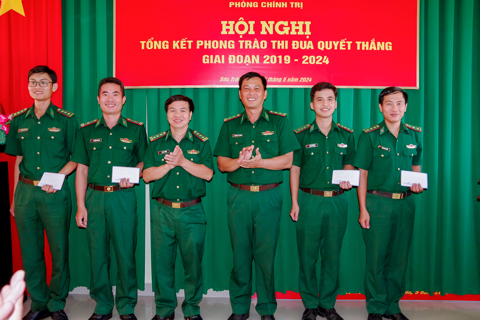 Phong trào Thi đua Quyết thắng góp phần xây dựng đơn vị vững mạnh về chính trị, tư tưởng, tổ chức