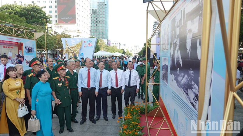 Khai mạc triển lãm Kỷ niệm 70 năm Chiến thắng Điện Biên Phủ (7/5/1954-7/5/2024)