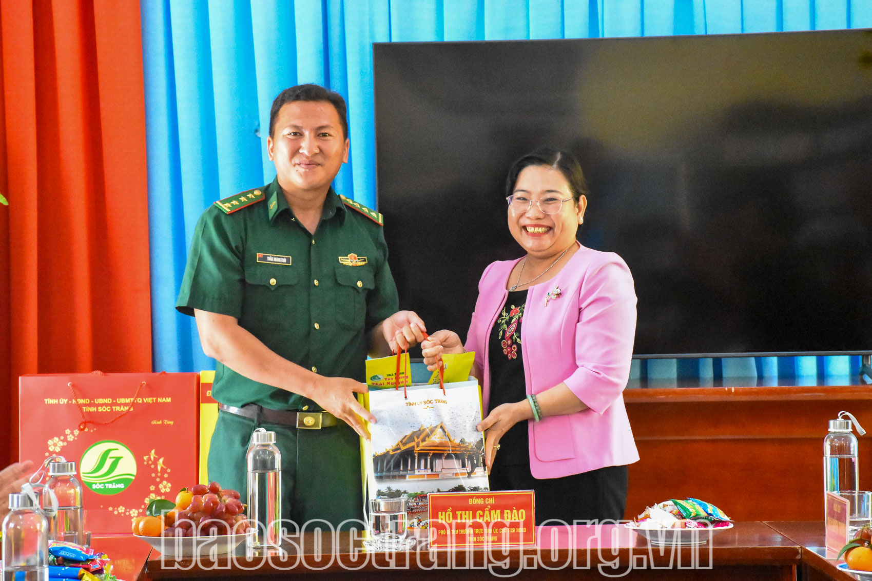 Hết lòng vì bình yên biên giới biển