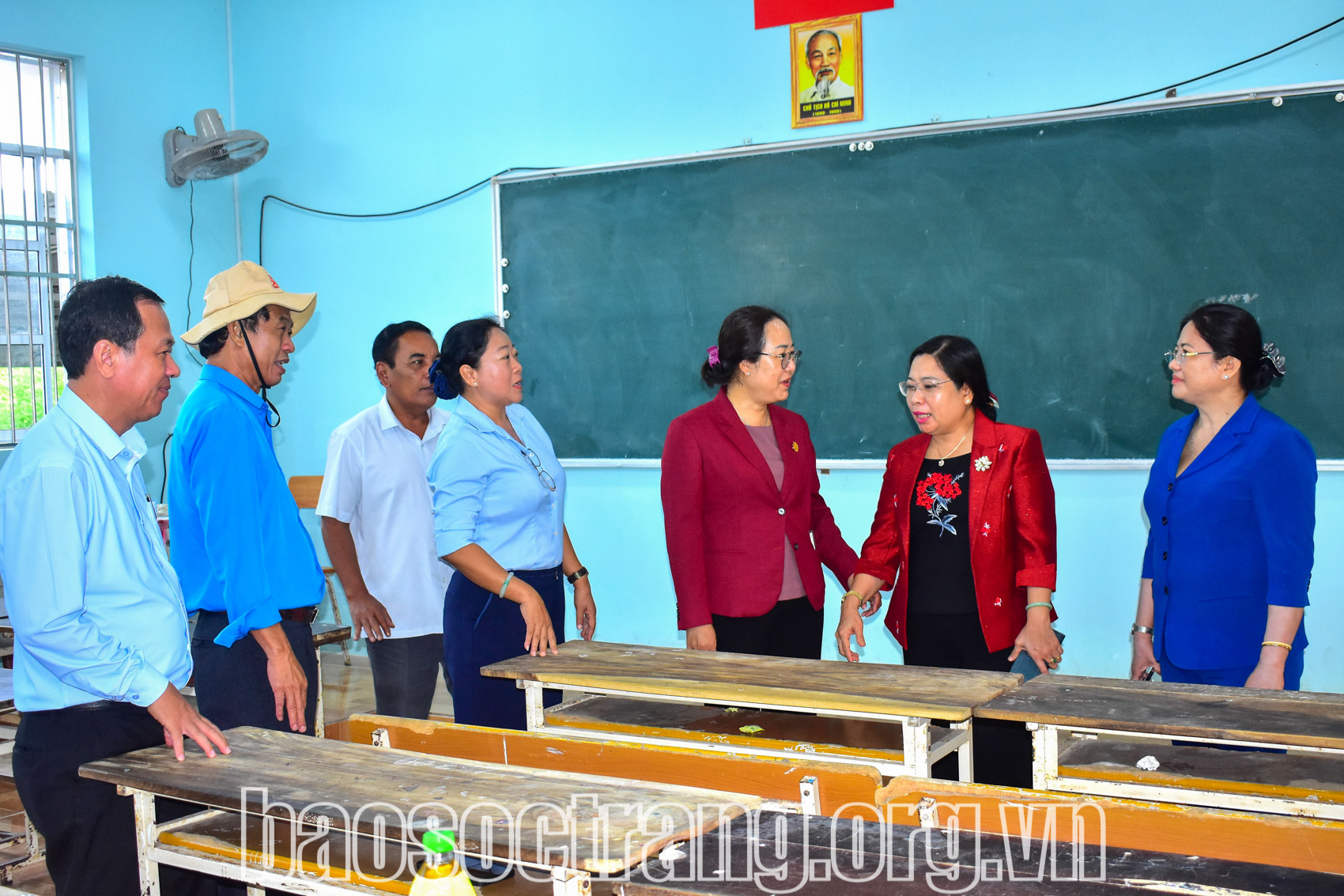 Lãnh đạo tỉnh kiểm tra công tác chuẩn bị năm học mới trên địa bàn thị xã Vĩnh Châu