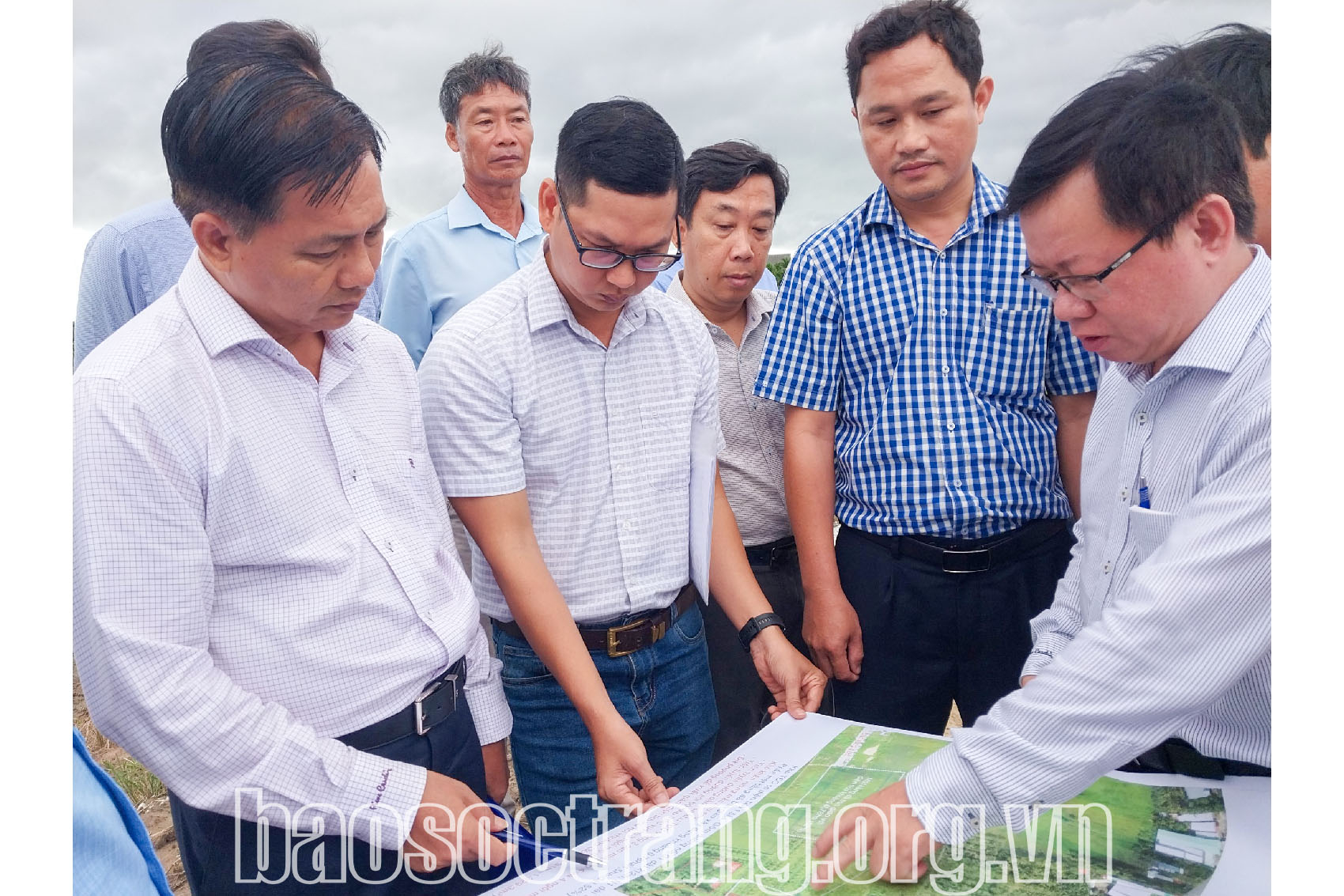 Sóc Trăng báo cáo khó khăn, vướng mắc liên quan đến việc quản lý, cấp phép khai thác cát biển