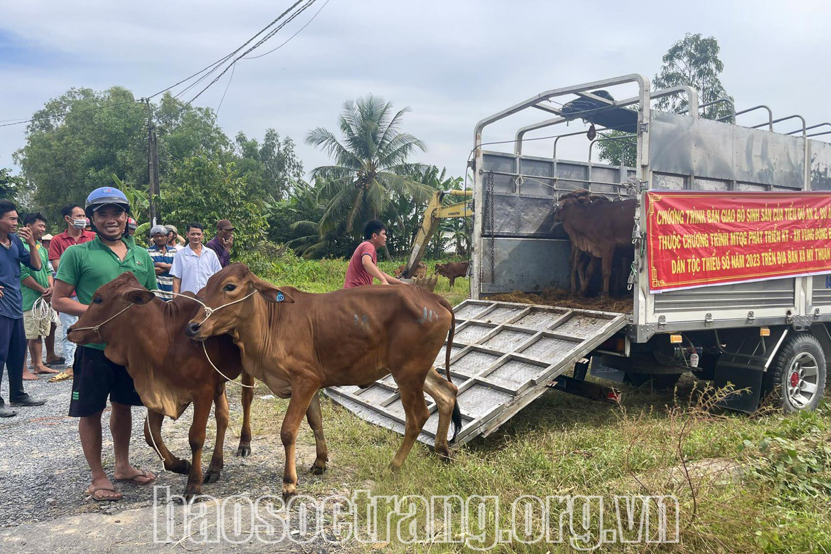Huyện Mỹ Tú quan tâm chăm lo đời sống đồng bào dân tộc thiểu số