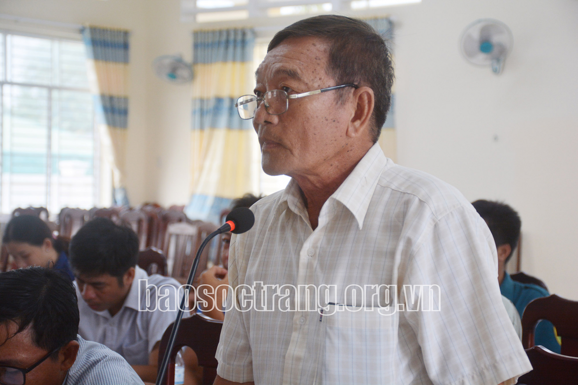 Đại biểu HĐND các cấp tiếp xúc cử tri xã Vĩnh Lợi