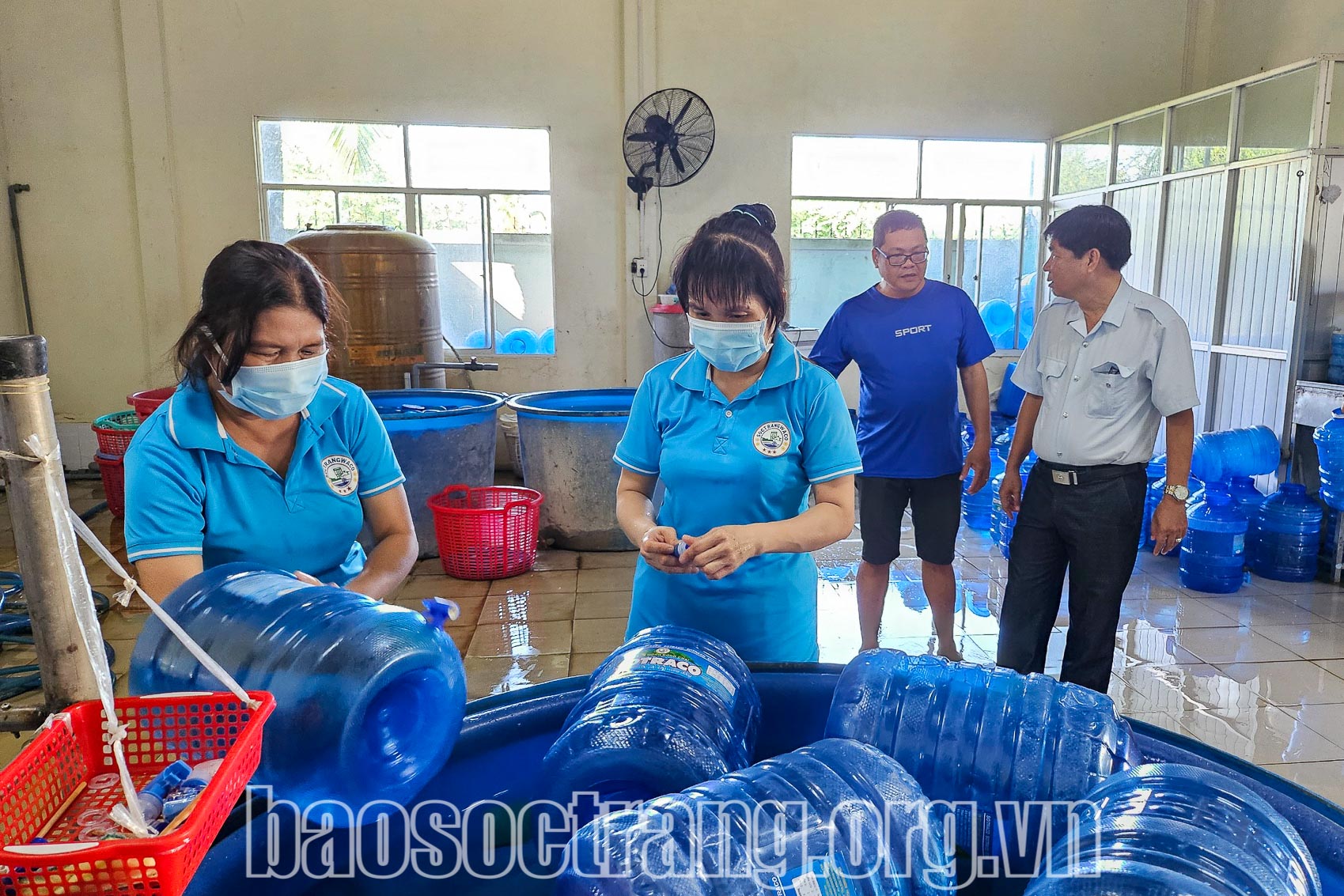 Tăng cường quản lý an toàn thực phẩm đối với nước uống đóng chai