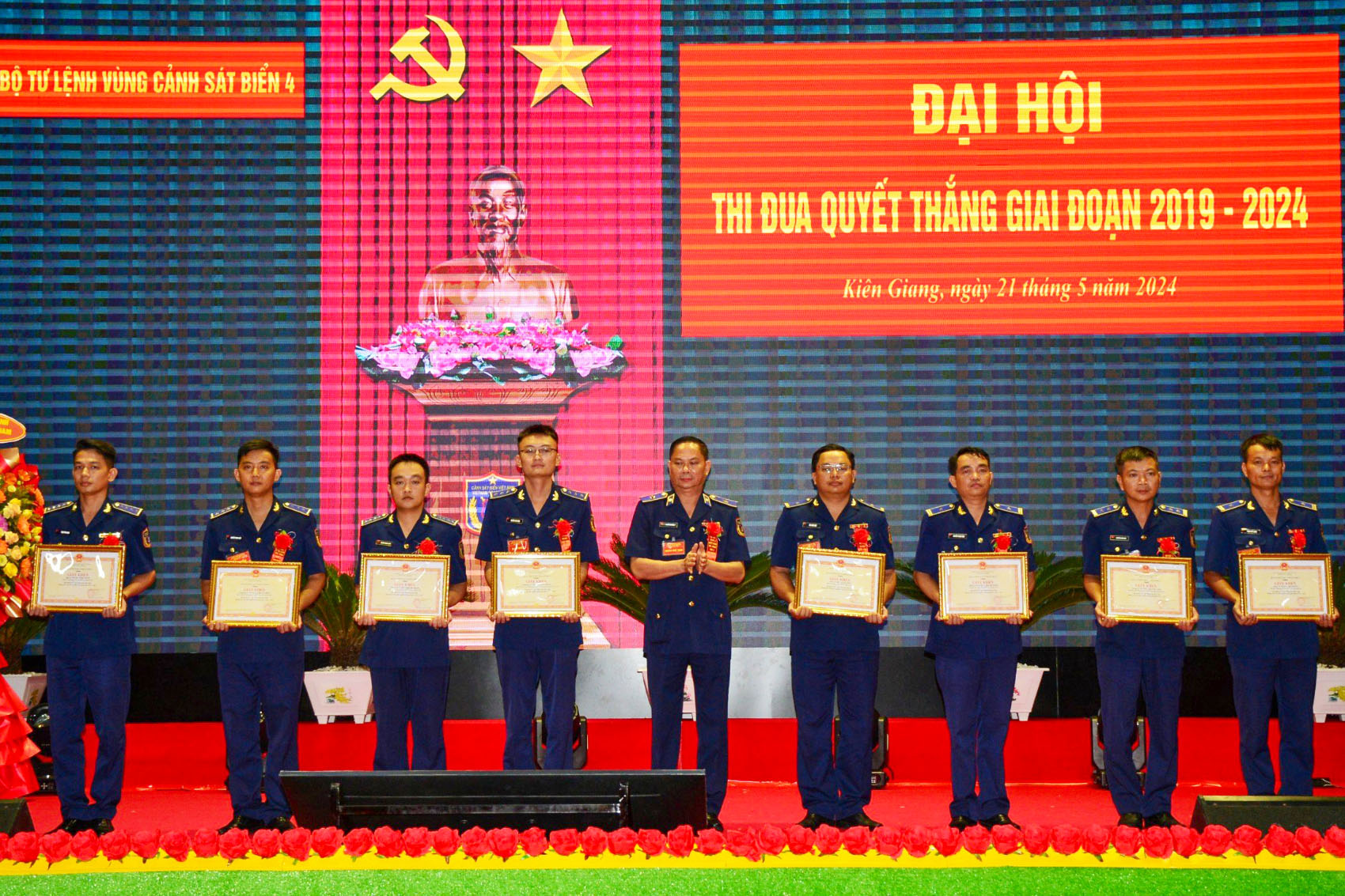 Tổ chức thành công Đại hội thi đua Quyết thắng