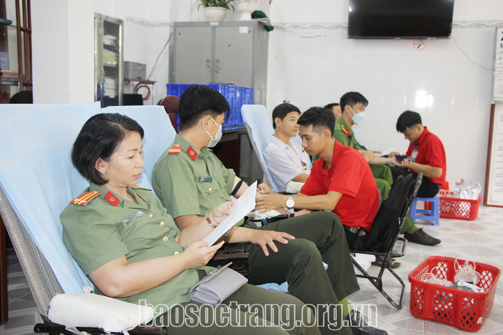 Tiếp thêm nguồn máu vào ngân hàng máu cứu người