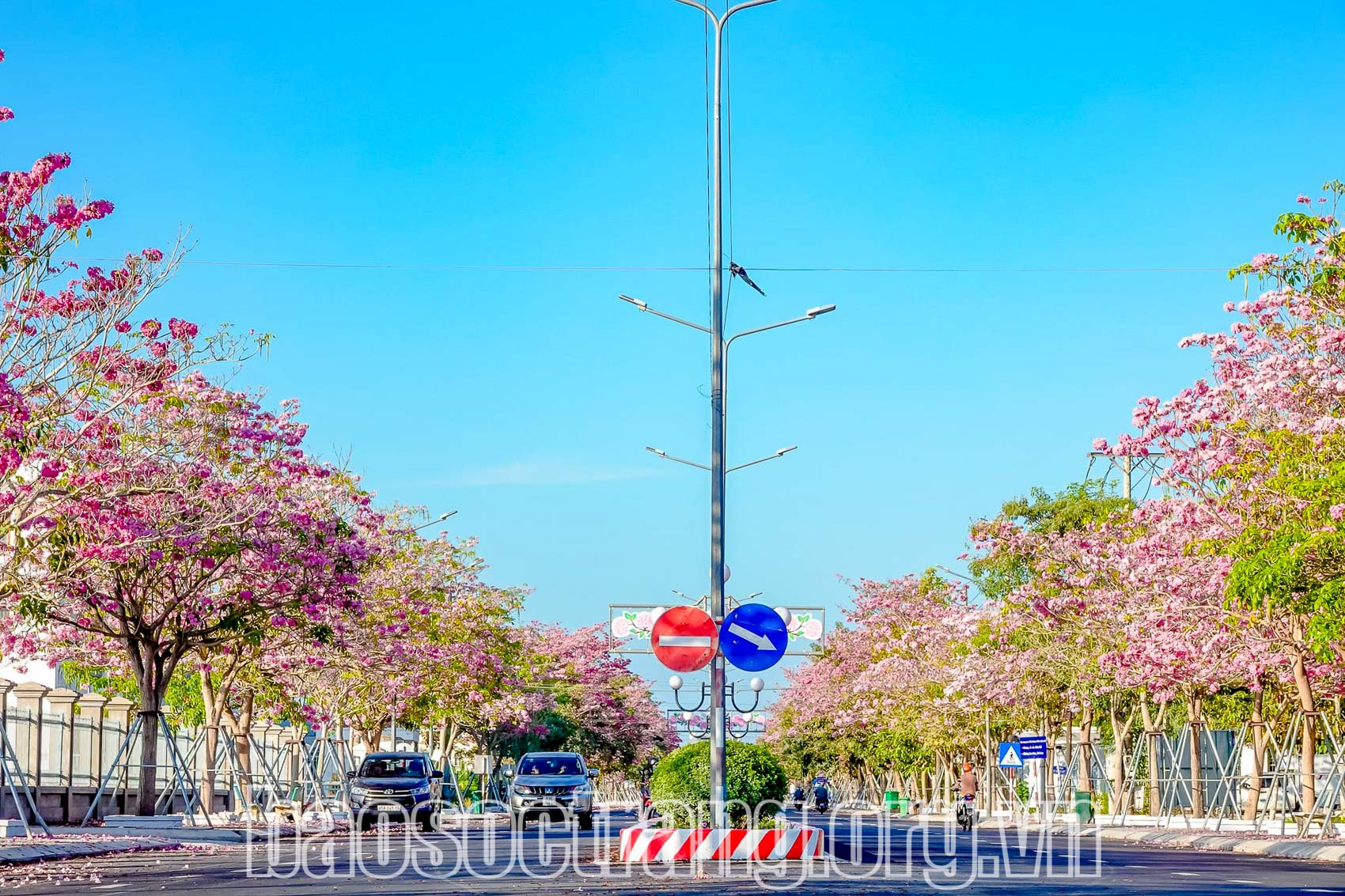 Phát huy nội lực xây dựng thị trấn đạt chuẩn đô thị văn minh