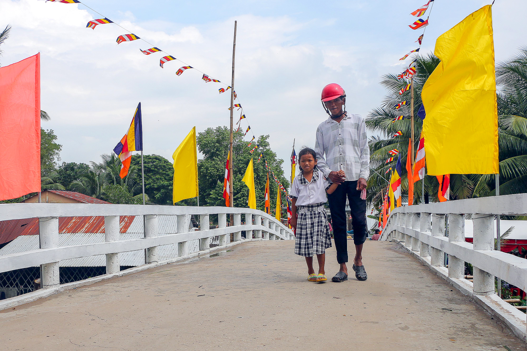 Xã hội hóa trong xây dựng cầu nông thôn vùng dân tộc Khmer