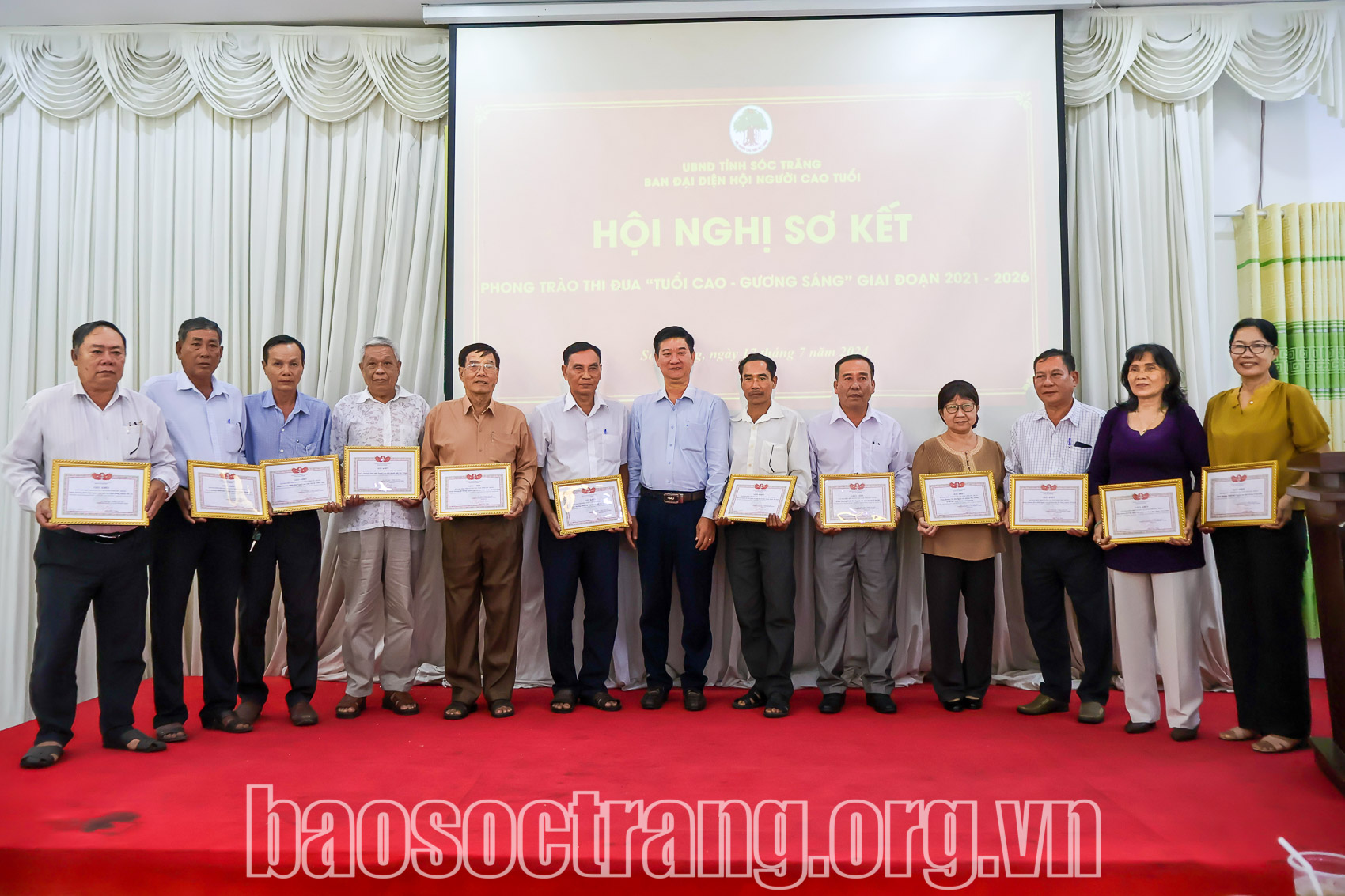 Tuyên dương, khen thưởng 36 tập thể, cá nhân đạt thành tích tiêu biểu trong phong trào “Tuổi cao - Gương sáng”