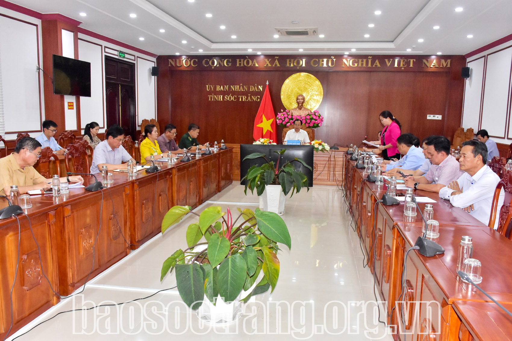 Nghiên cứu, hướng dẫn hoạt động xây dựng, nạo vét bến thủy nội địa