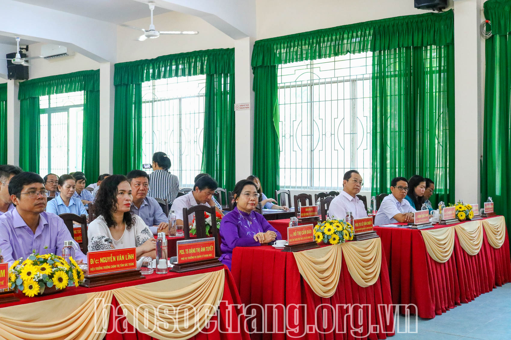 Bế giảng lớp Cập nhật kiến thức về bảo vệ môi trường và quản lý nhà nước về môi trường