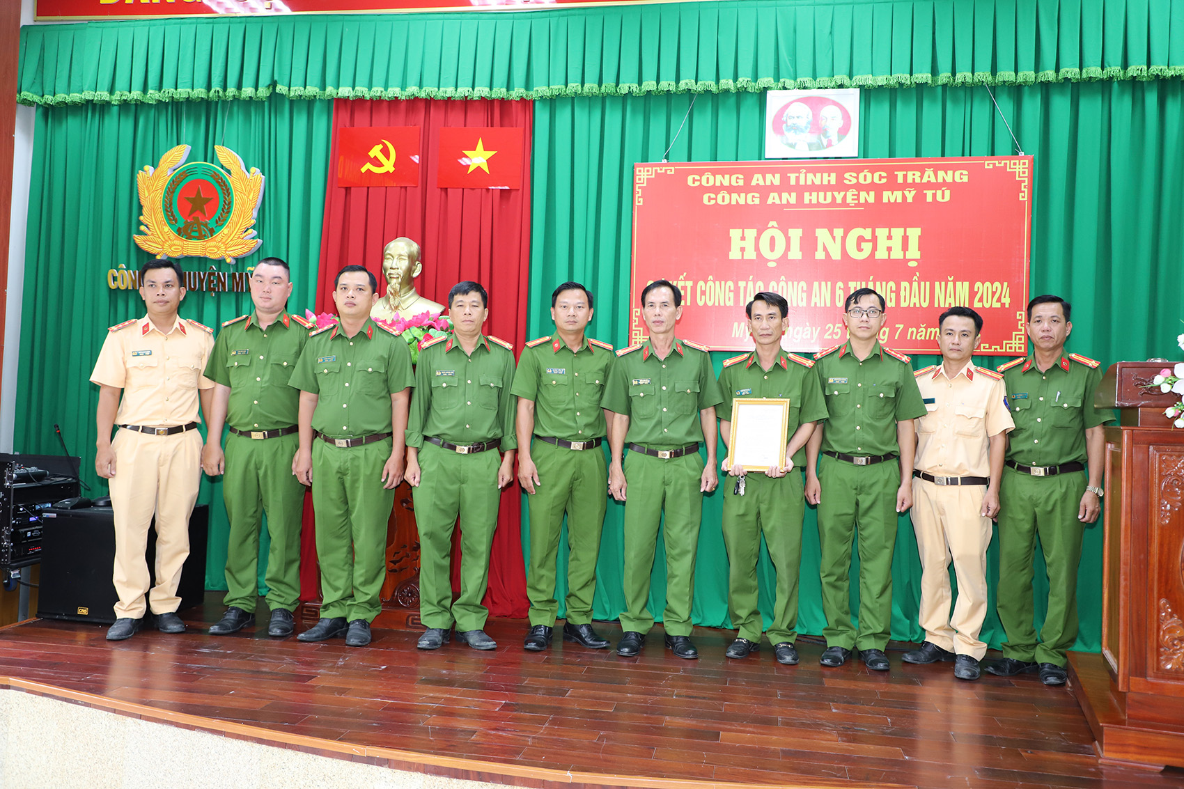 Công an huyện Mỹ Tú sơ kết công tác 6 tháng đầu năm