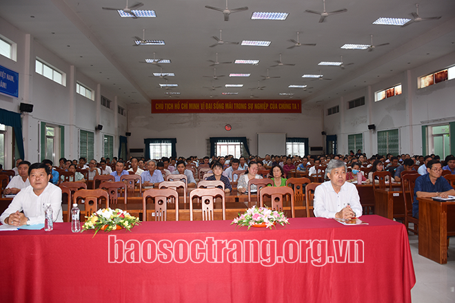 Tổ chức Hội nghị quán triệt các quy định của Ban Bí thư về sử dụng cờ Đảng và mạng xã hội