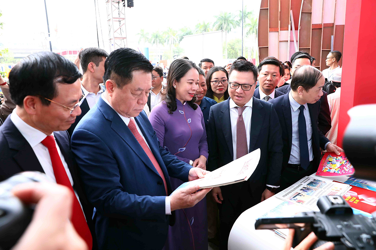 Đổi mới nội dung, phương pháp tuyên truyền về công tác kiểm tra, giám sát, kỷ luật đảng, góp phần hạn chế vi phạm về tư tưởng chính trị của tổ chức đảng và đảng viên