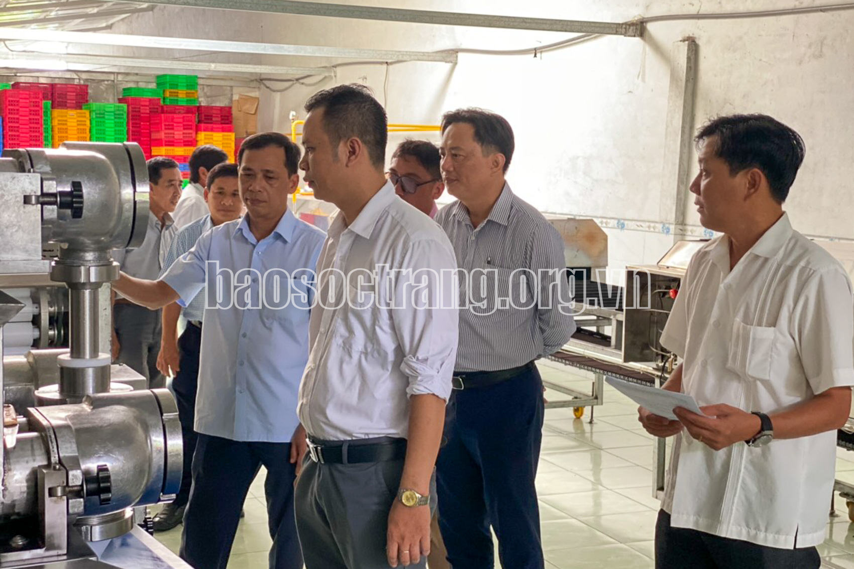 Hỗ trợ hộ kinh doanh Công Thành Tâm tại huyện Kế Sách ứng dụng máy móc vào sản xuất