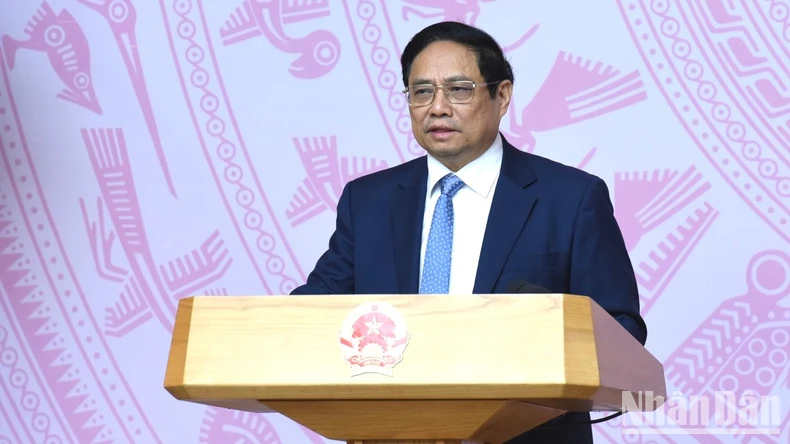 Phát triển các ngành công nghiệp văn hóa Việt Nam nhanh, bền vững, độc đáo, bản sắc