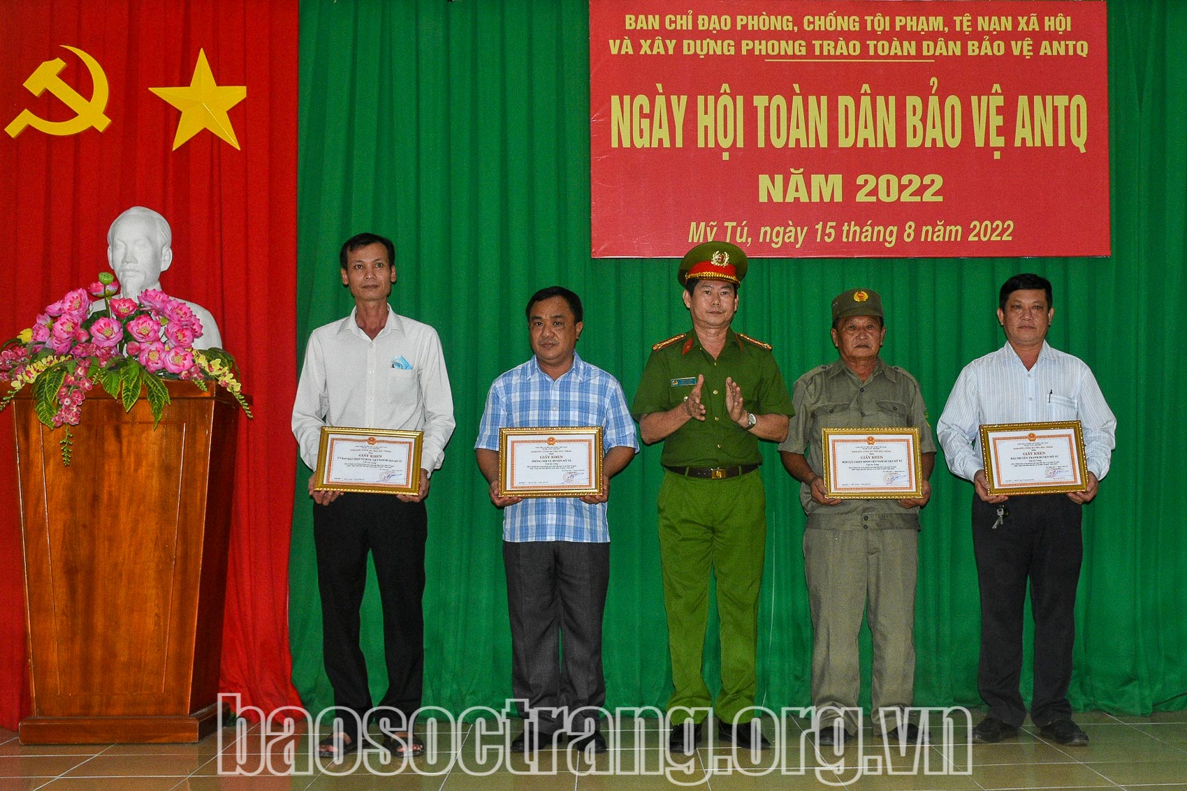 Huyện Mỹ Tú tăng cường quản lý, sử dụng vũ khí, vật liệu nổ