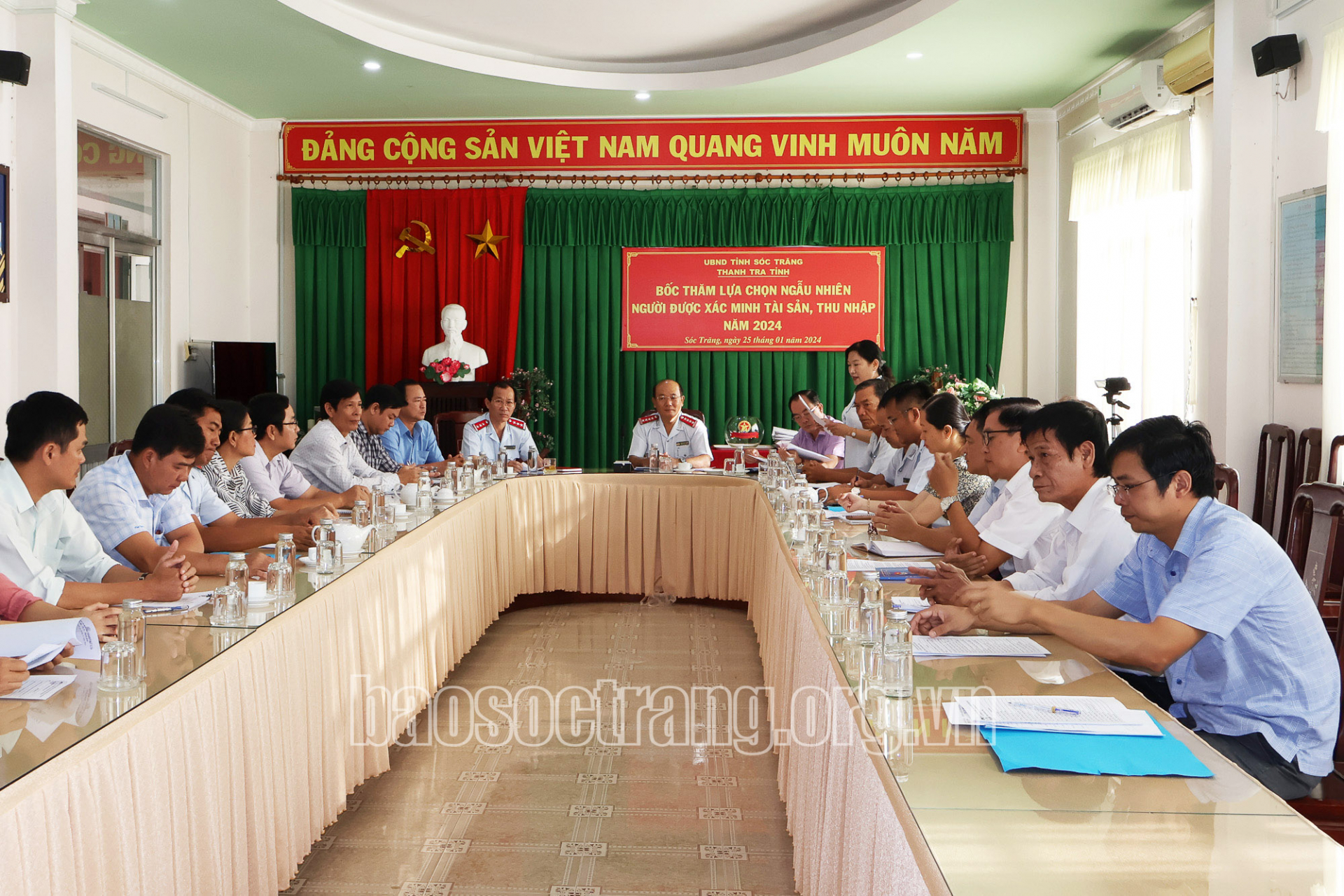 Bốc thăm chọn được 40 người để xác minh tài sản, thu nhập