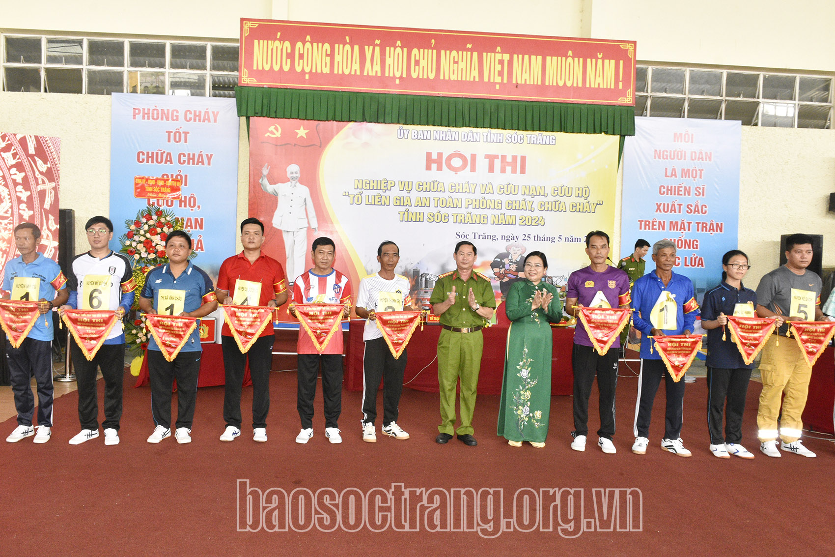 Trải nghiệm thực tế qua Hội thi nghiệp vụ chữa cháy và cứu nạn, cứu hộ