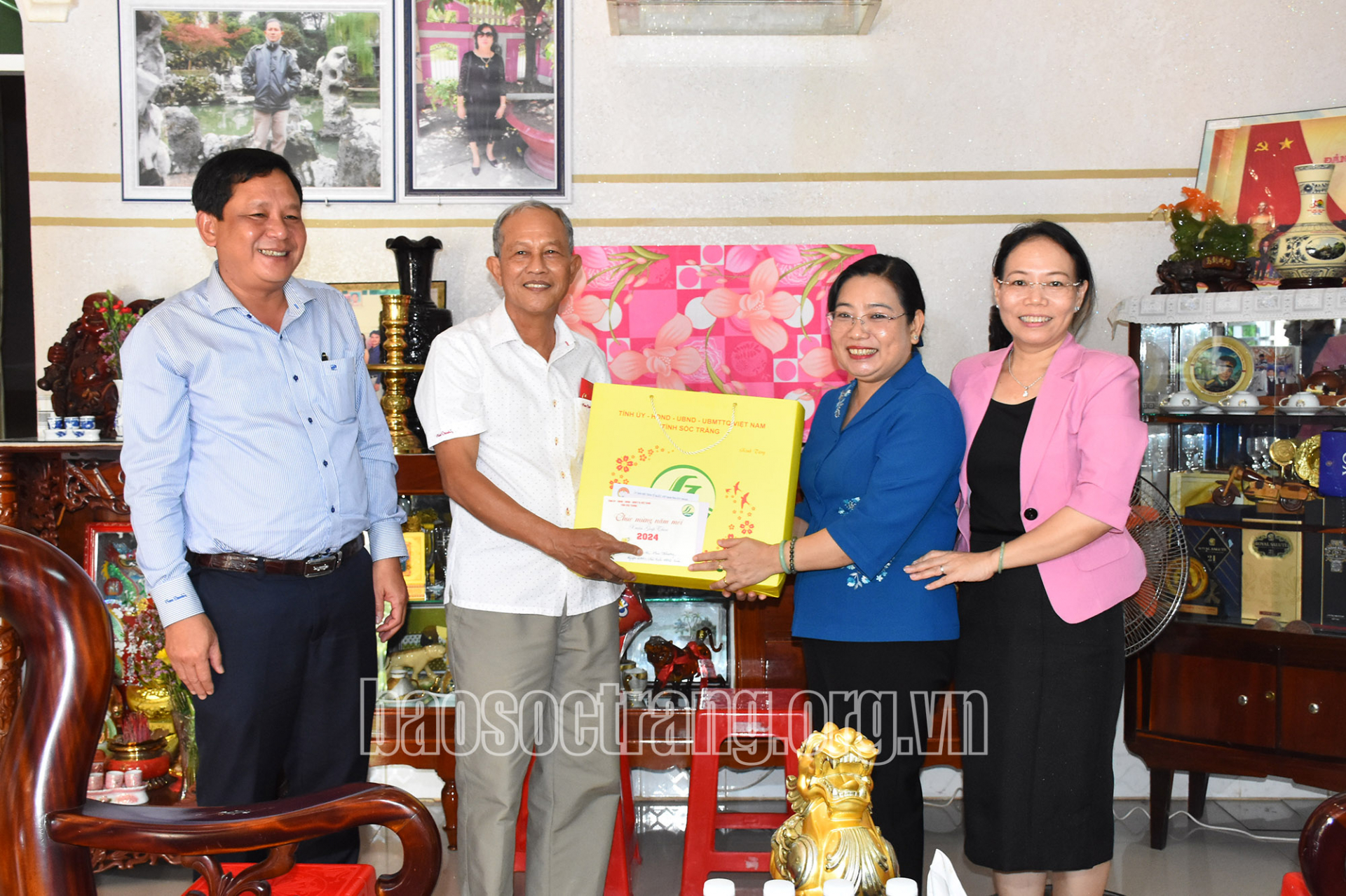 Phó Bí thư Thường trực Tỉnh ủy Hồ Thị Cẩm Đào chúc Tết các cơ quan, đơn vị và cán bộ hưu trí