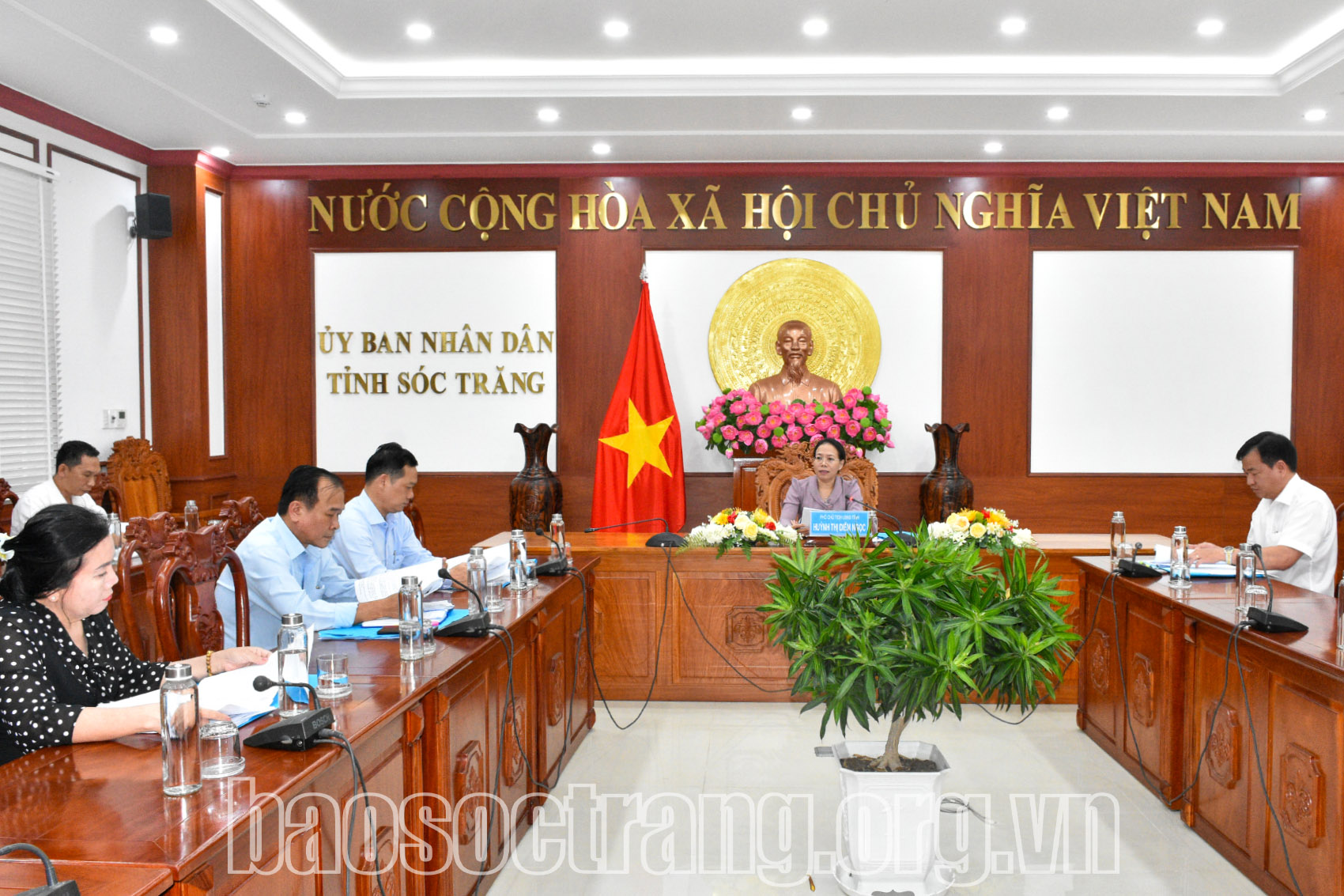 Thảo luận xây dựng tờ trình về thực hiện chính sách cho người có công