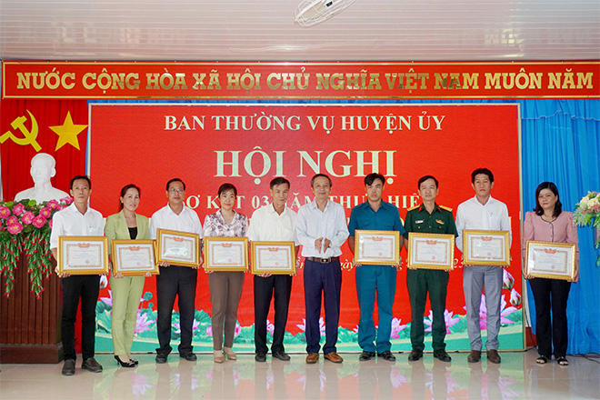 Lan tỏa nhiều việc tốt theo gương Bác