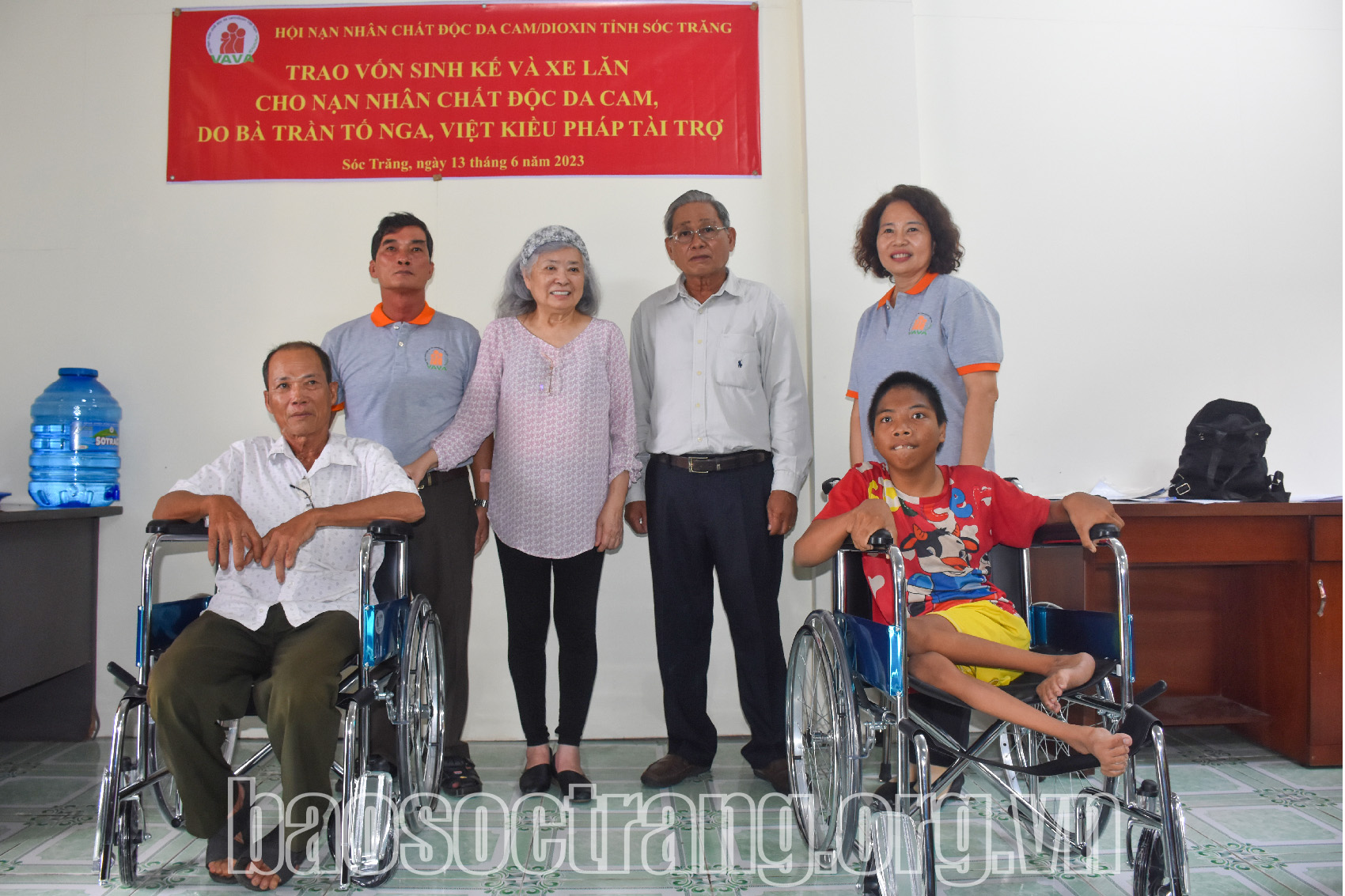 Người kết nối những tấm lòng thơm thảo