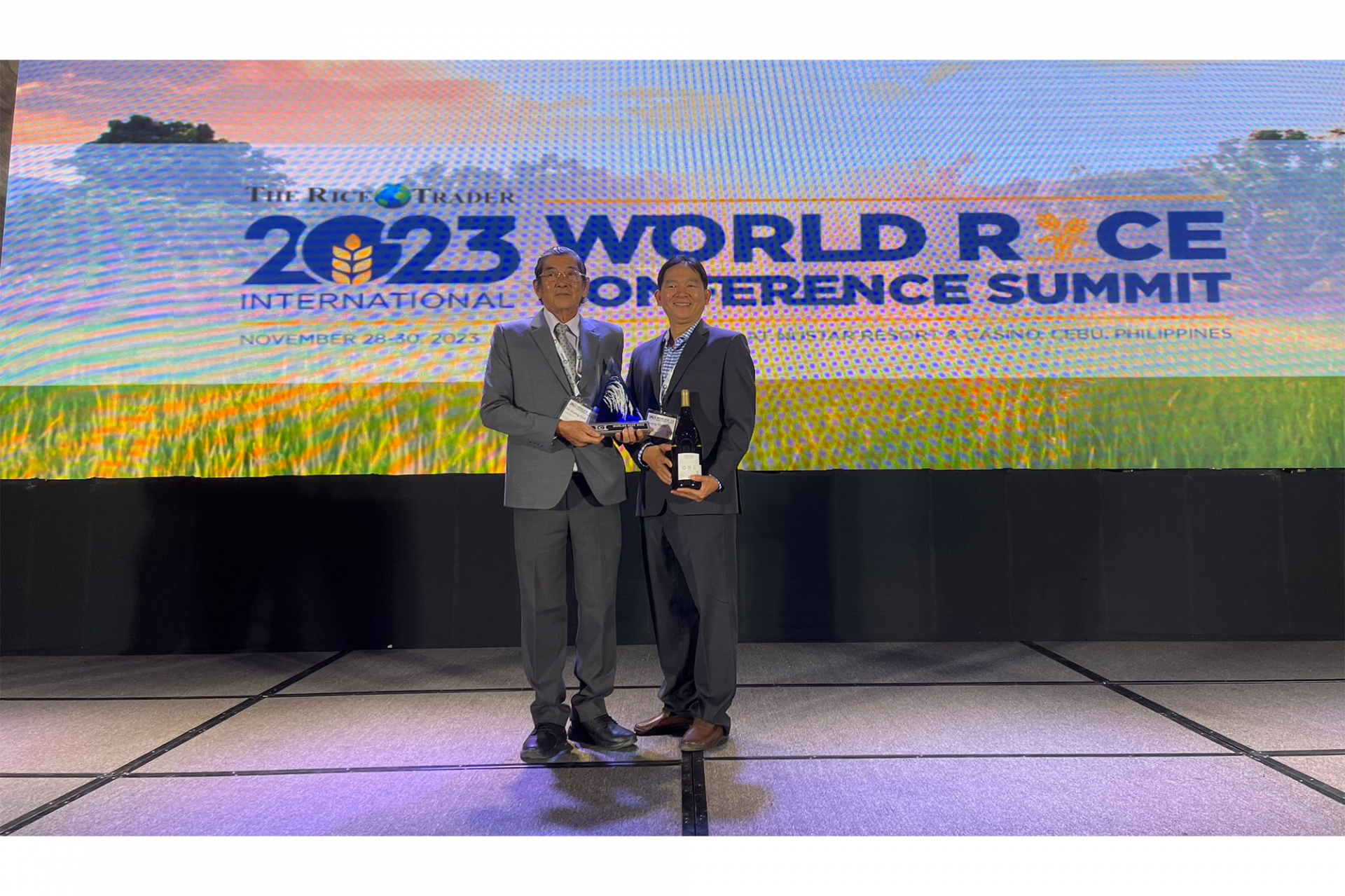 Gạo ST25 2 lần đăng quang gạo ngon nhất thế giới