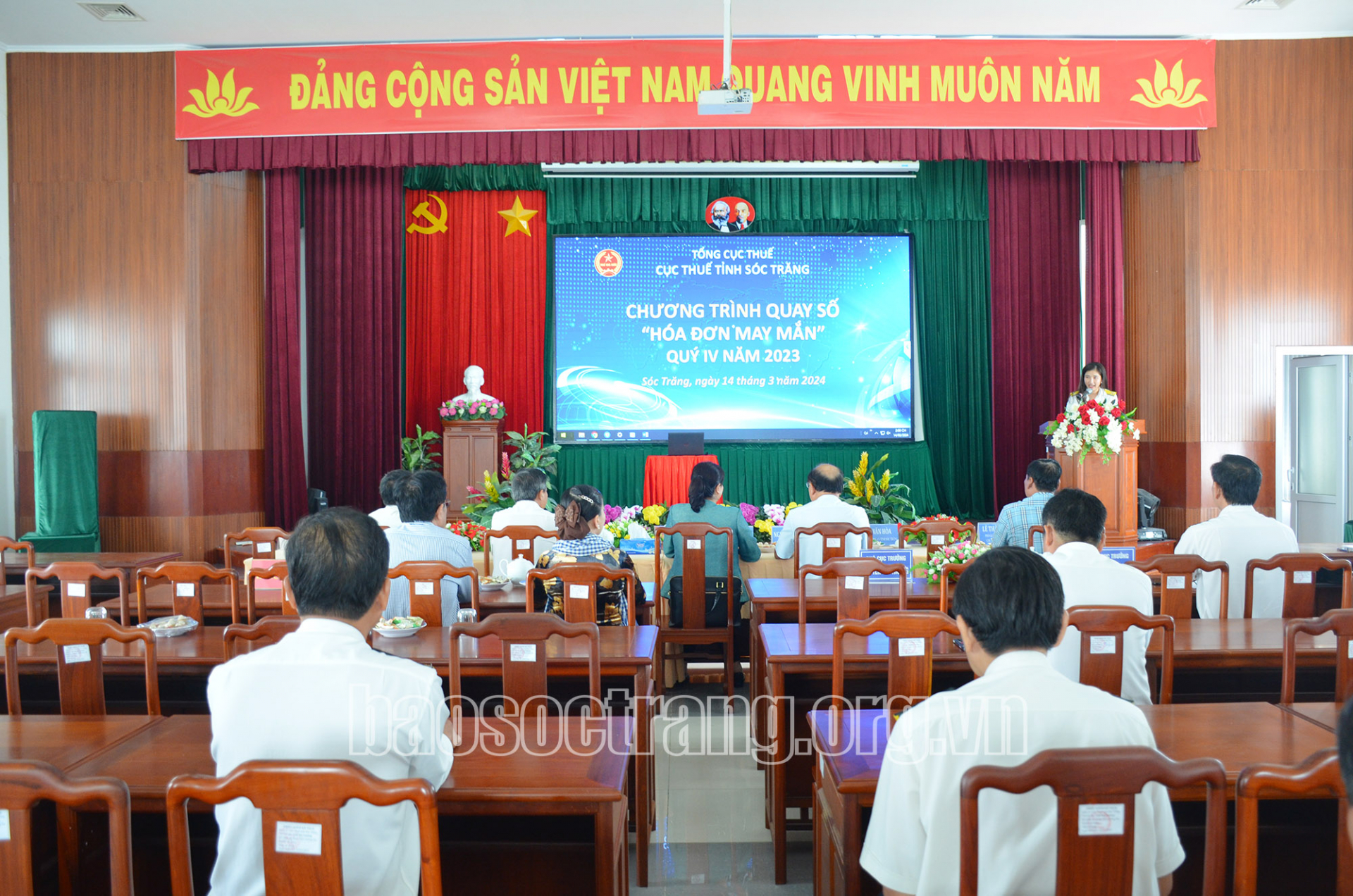 Quay số tìm ra 15 hóa đơn may mắn quý IV năm 2023