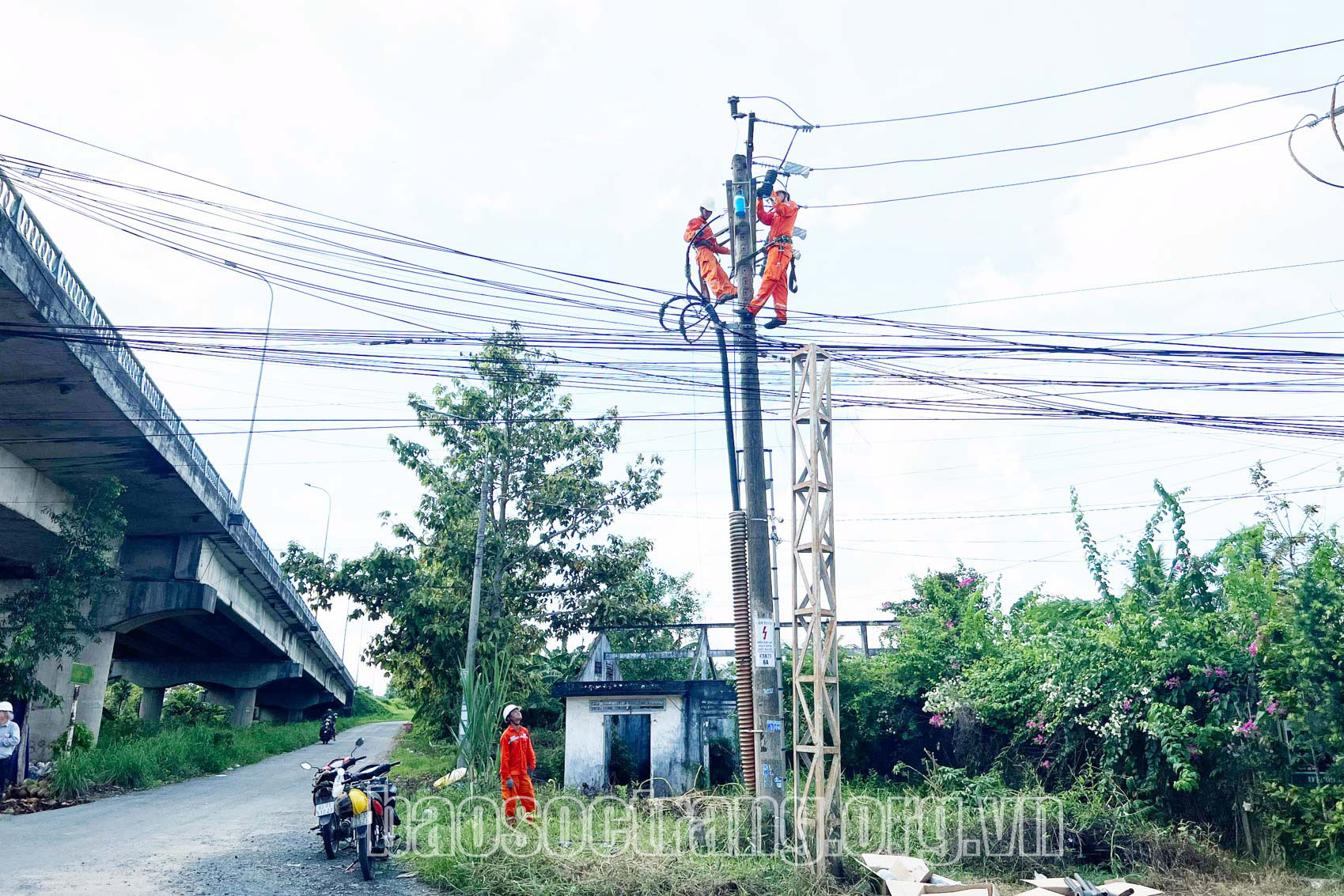 Diễn tập sự cố phục vụ công tác phòng chống thiên tai và tìm kiếm cứu nạn cấp Khu vực 4 tại Công ty Điện lực Sóc Trăng