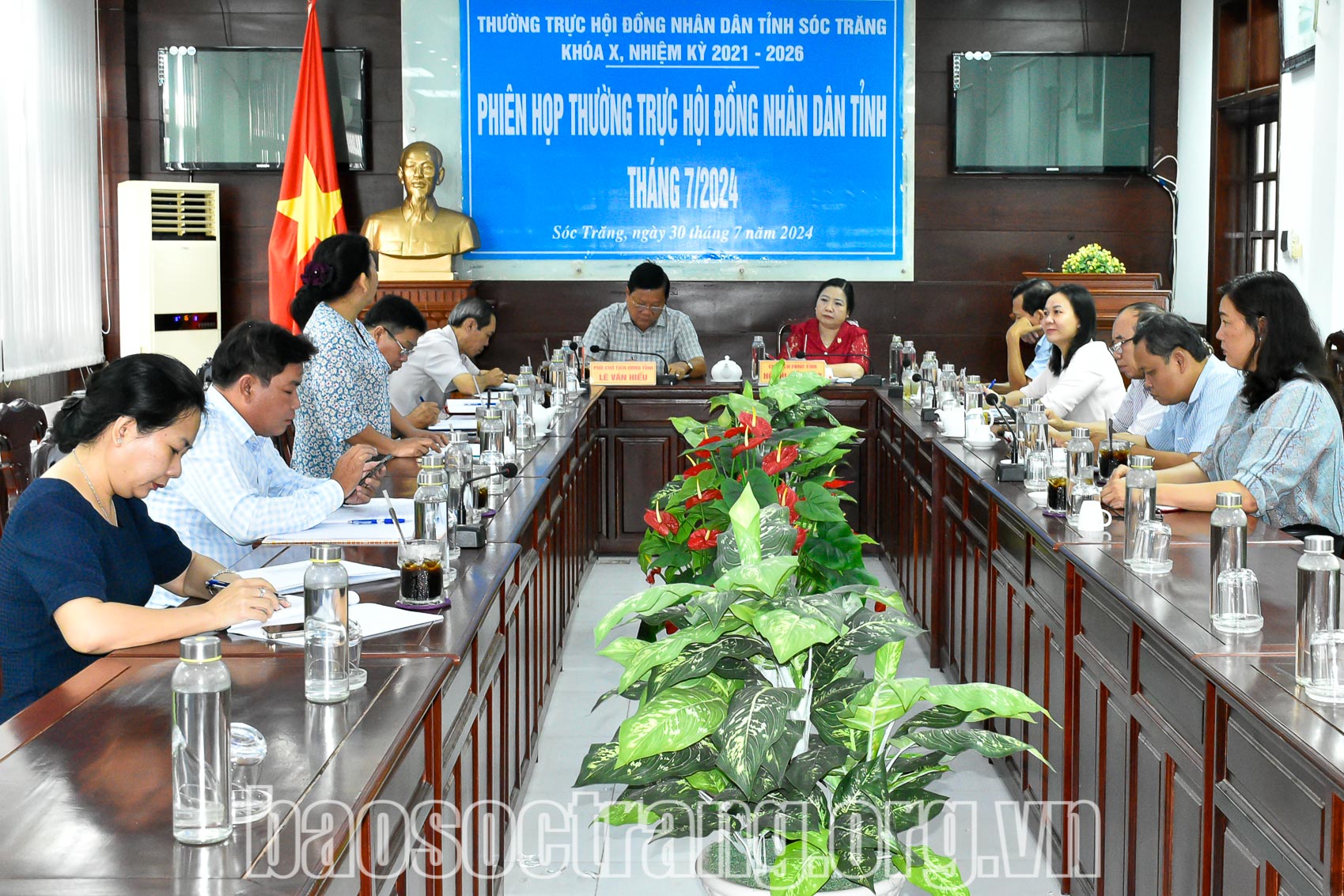 Tập trung theo dõi kết quả giải quyết kiến nghị của cử tri