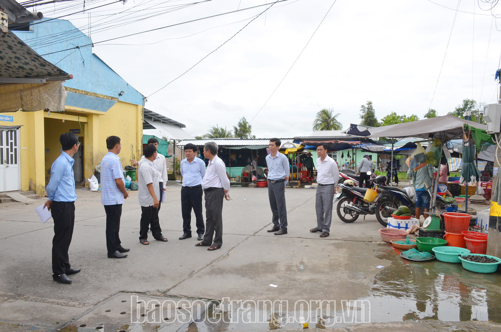 Huyện Mỹ Tú có 7/9 chợ đang hoạt động
