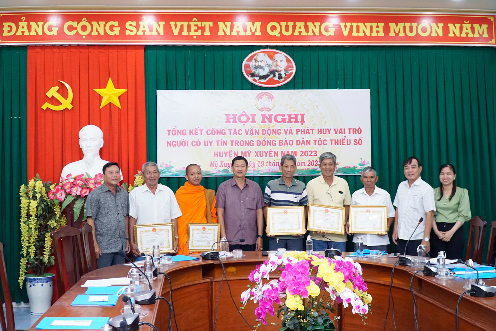 Phát huy vai trò Mặt trận Tổ quốc trong việc giữ gìn an ninh trật tự trong tình hình mới