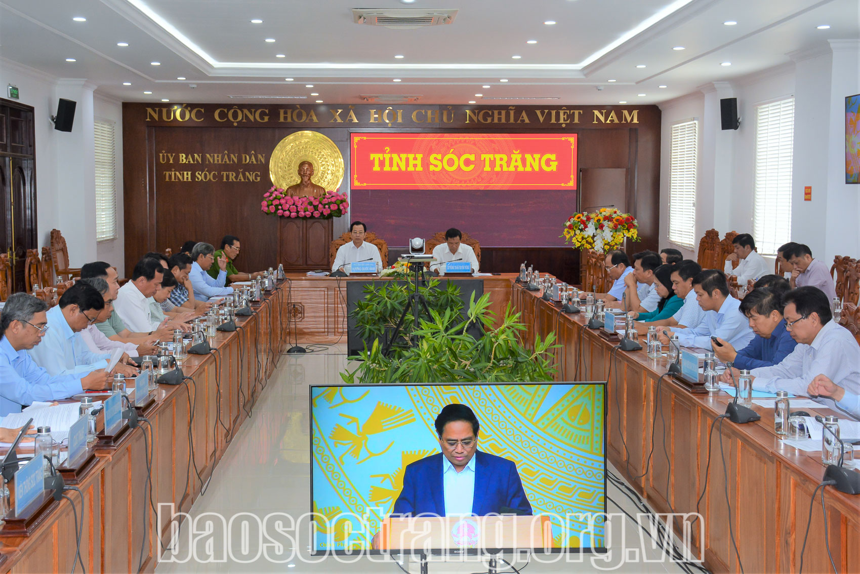 Chuyển đổi số đã đến “từng ngõ, từng nhà, từng người”