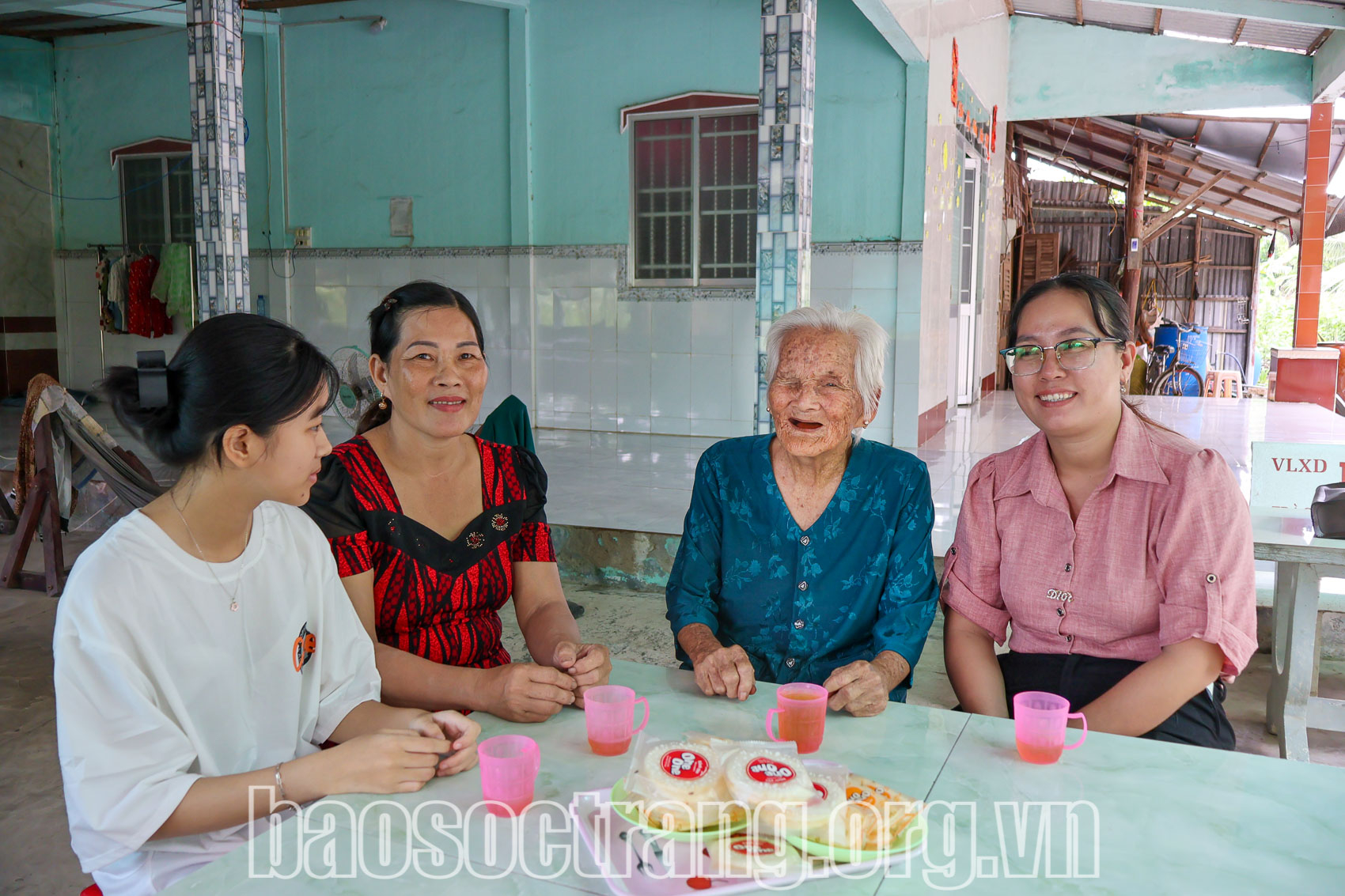 Tấm lòng của những Bà mẹ Việt Nam anh hùng