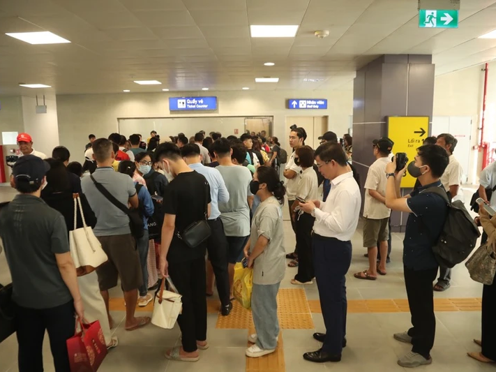 Đường sắt đô thị Nhổn-ga Hà Nội lập kỷ lục sau 4 ngày khai thác